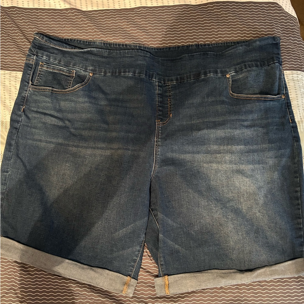 Terra and Sky plus shorts